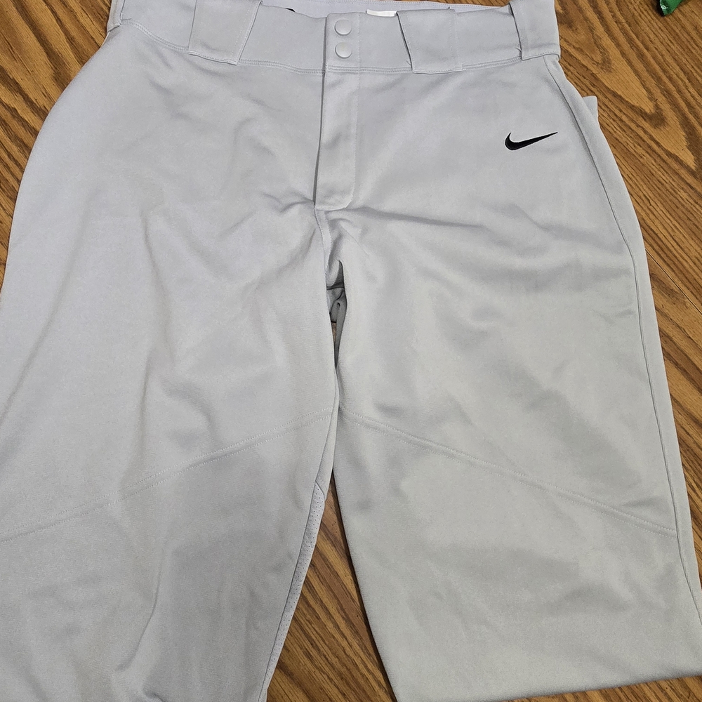 Nike Men's Gray Baseball Pants. Large